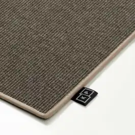 Alfombra Eco Kontract Chico - Alfombras KP