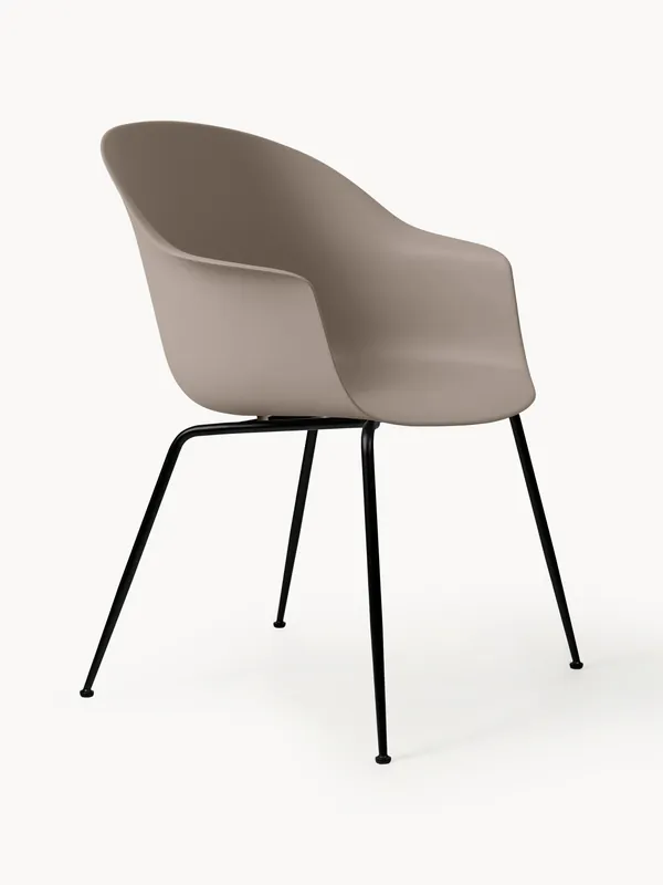 Silla de comedor con reposabrazos Bat - GUBI
