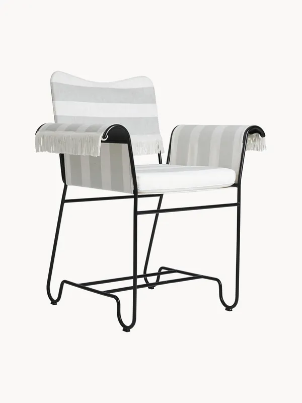 Silla de comedor de exterior con reposabrazos Tropique - GUBI
