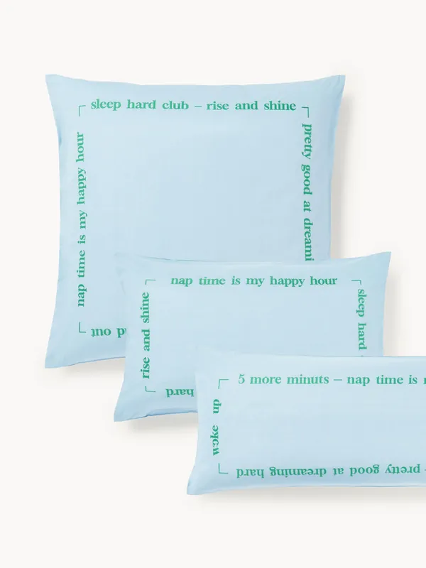 Funda de almohada de percal con inscripción bordada Roya - Westwing Collection