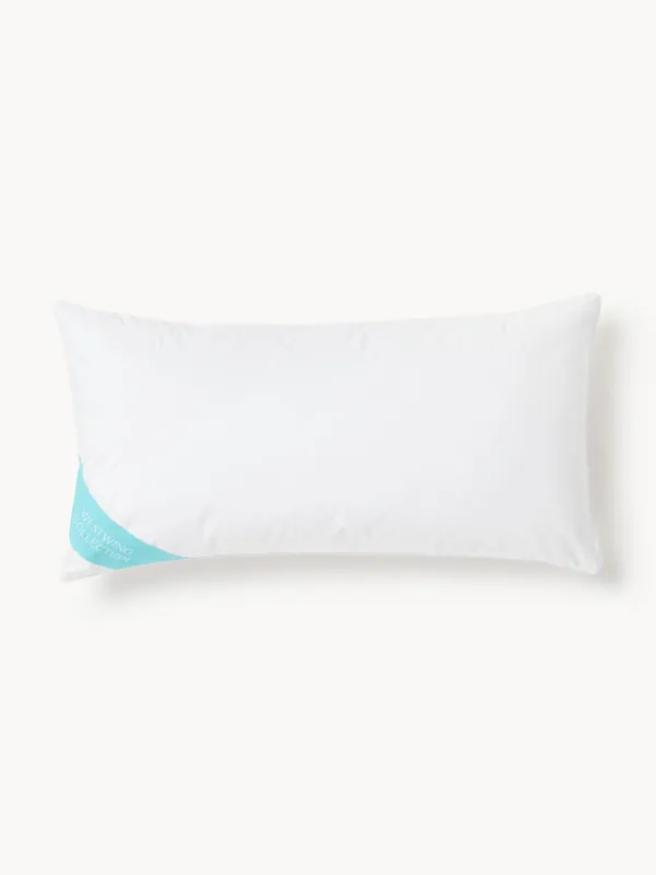 Almohada de firmeza media de plumas y plumón Tibor - Westwing Collection