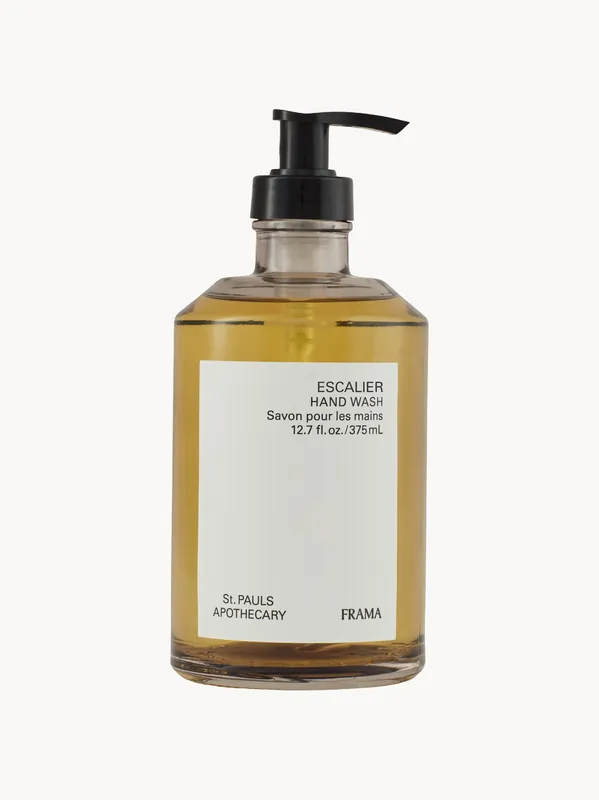 Jabón de manos artesanal Escalier (semilla de zanahoria, cardamomo, vetiver y naranja sanguina) - FRAMA