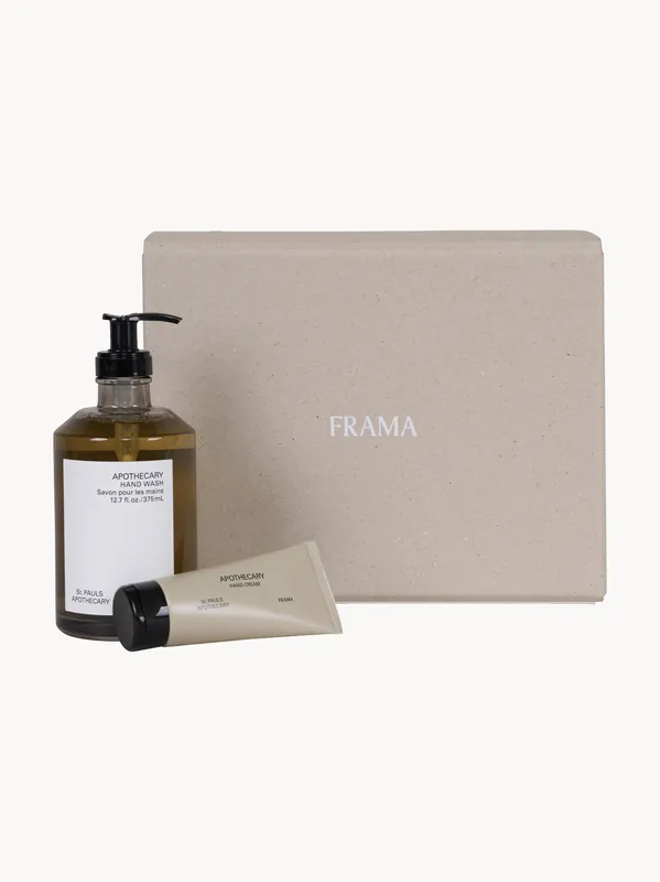 Caja regalo para el cuidado de las manos Apothecary (sándalo, cedro y ylang-ylang)