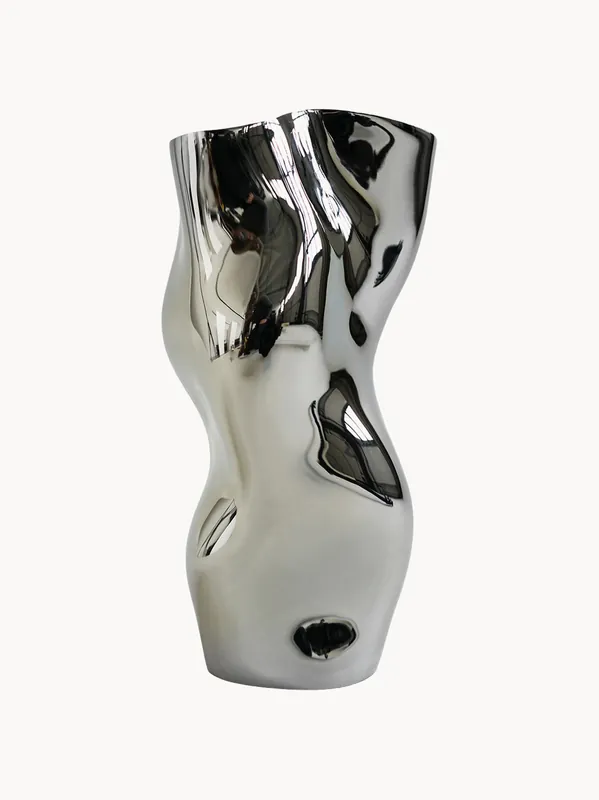 Jarrón artesanal Ostrea, Al 25 cm - Hein Studio