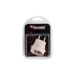 Adaptador elec 100x145x55 10a-250v eur-univ. polic bl famat famatel