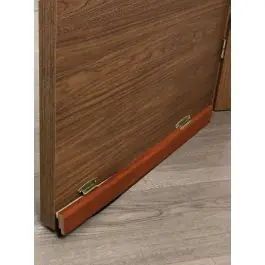 Burlete bajo puerta basculante tornillo cepillo madera 81 ,5 cm sapeli burcasa