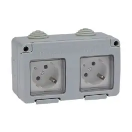 Base doble tt lateral superficie 16a ip55 famatel